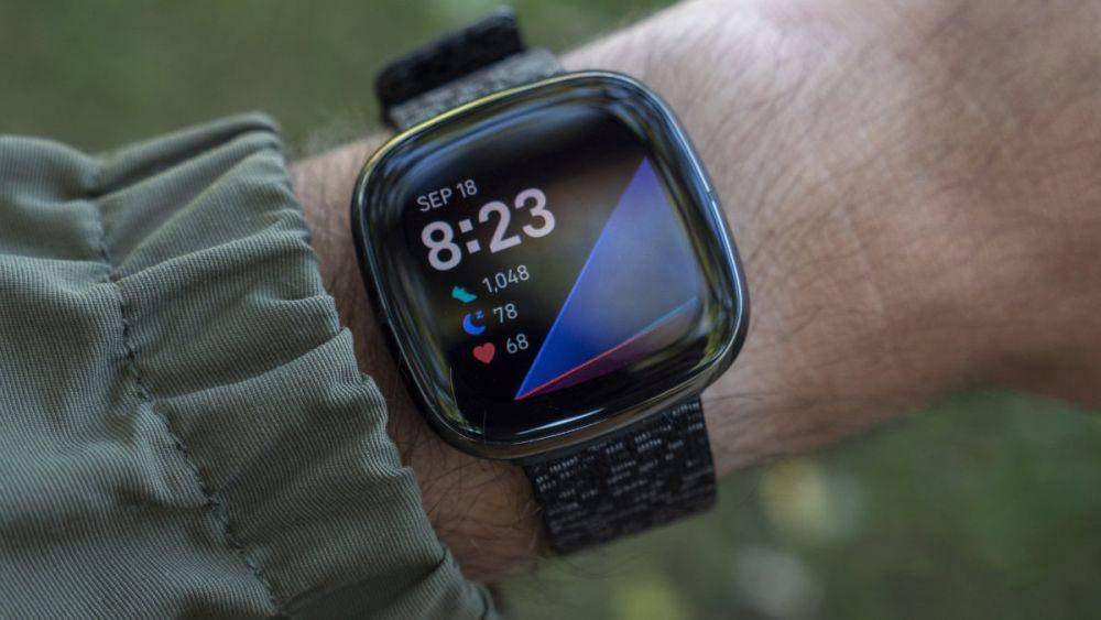 ilustrasi Fitbit Sense (androidauthority.com)