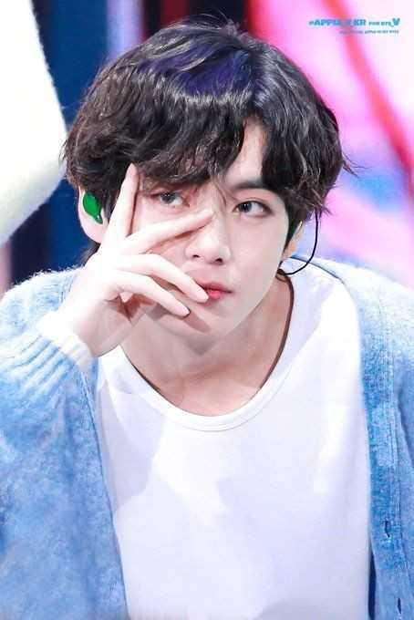 V BTS (twitter.com/APPLE_V_KR)
