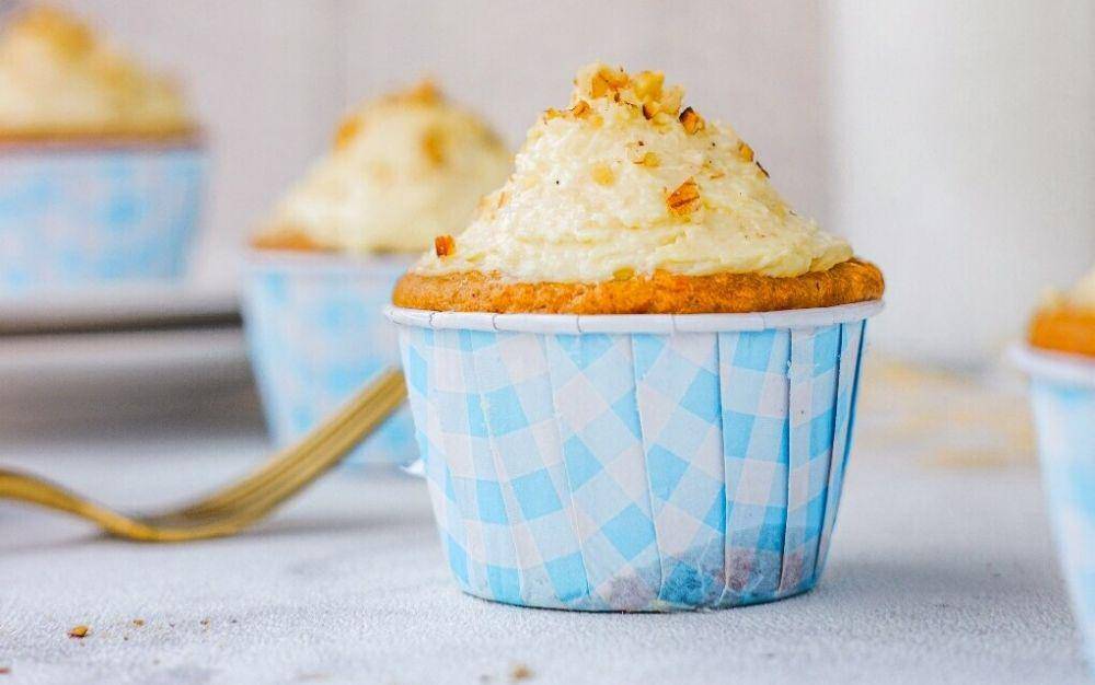 ilustrasi cupcake hummingbird (pexels.com/Kezia Lynn)