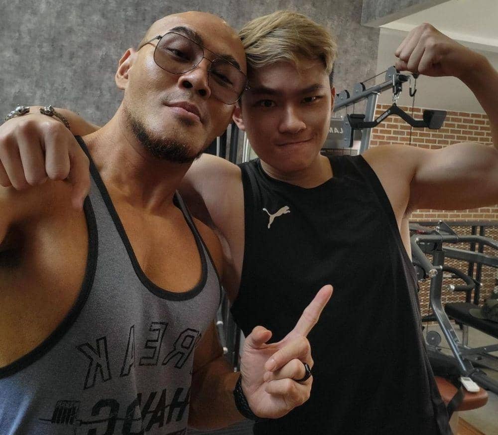 potret Deddy Corbuzier dan Azka (instagram.com/azkacorbuzier)