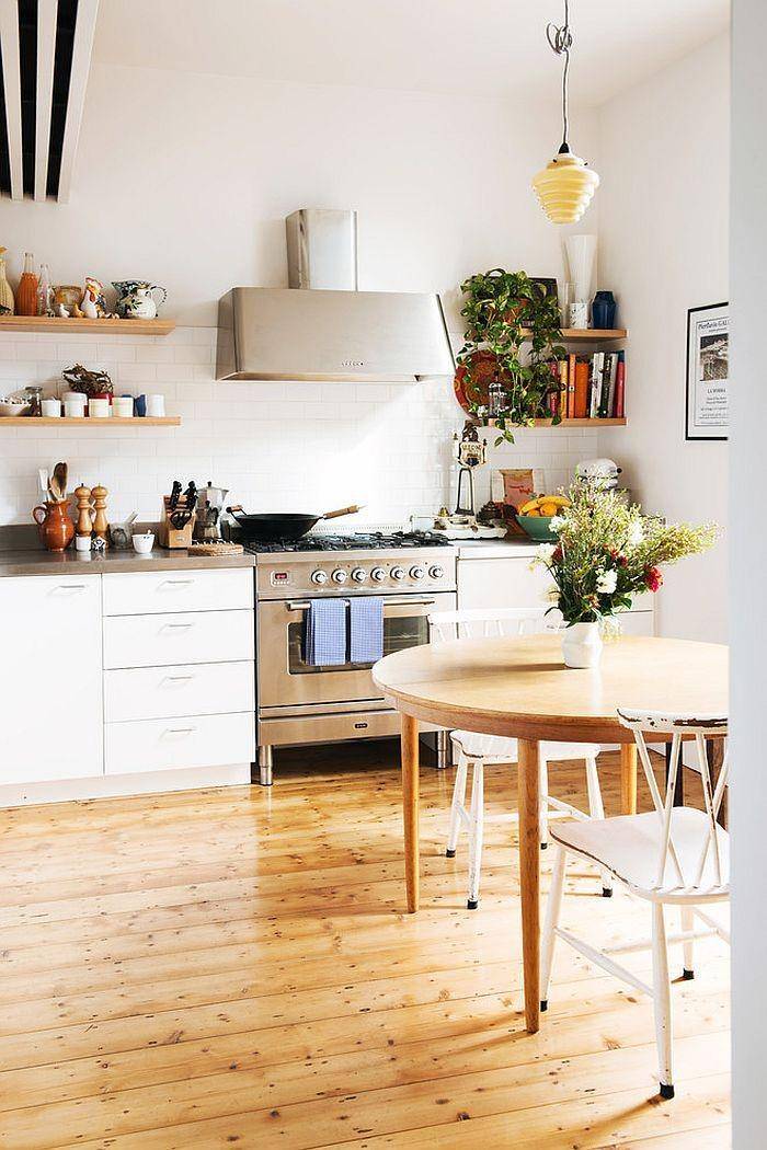 Inspirasi dapur fungsional buat rumah mungil. (decoist.com)
