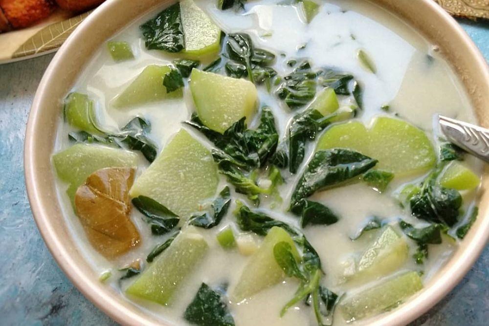 Resep Bobor Bayam Kuah Santan Gurih