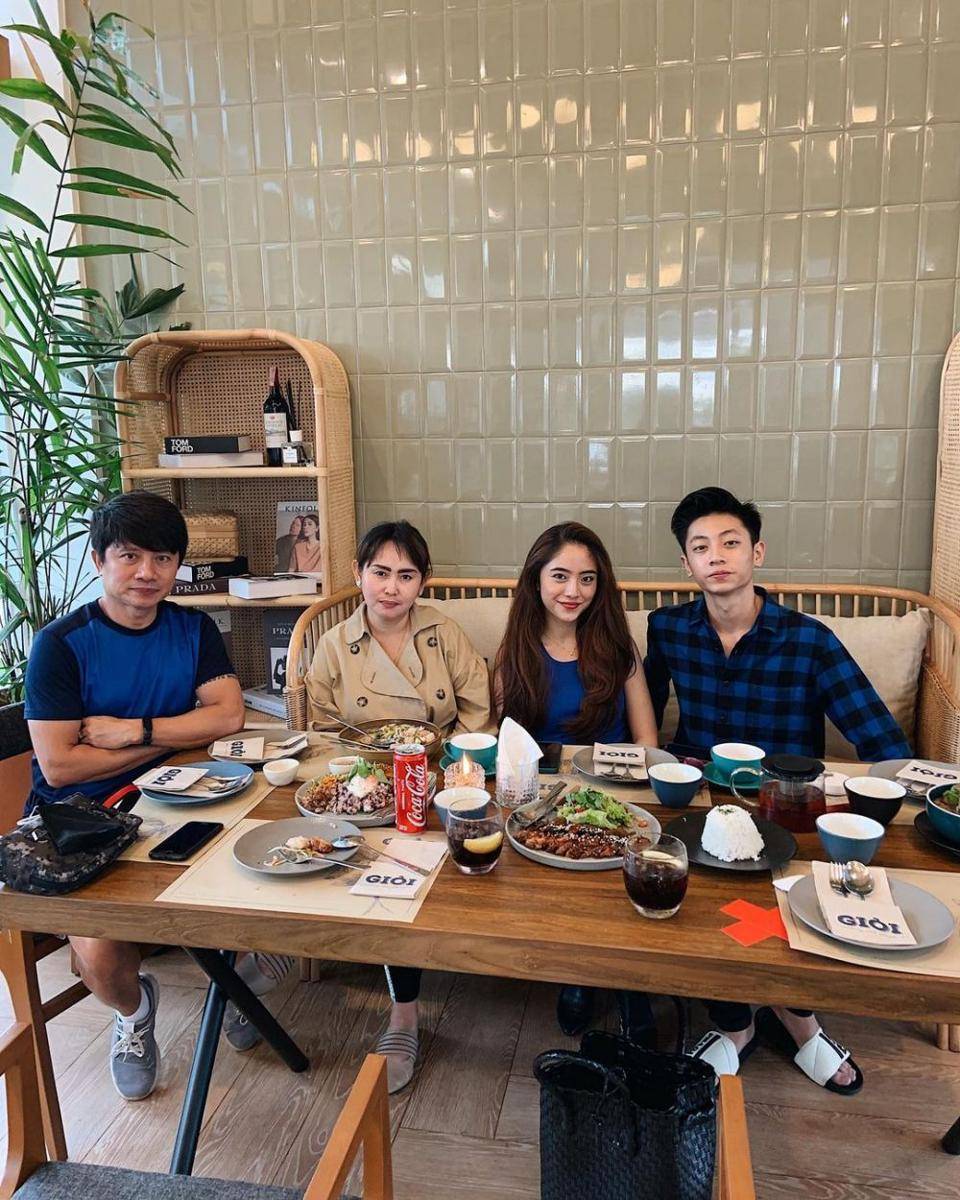 potret keluarga Natalie Zenn (instagram.com/nataliezenn24)