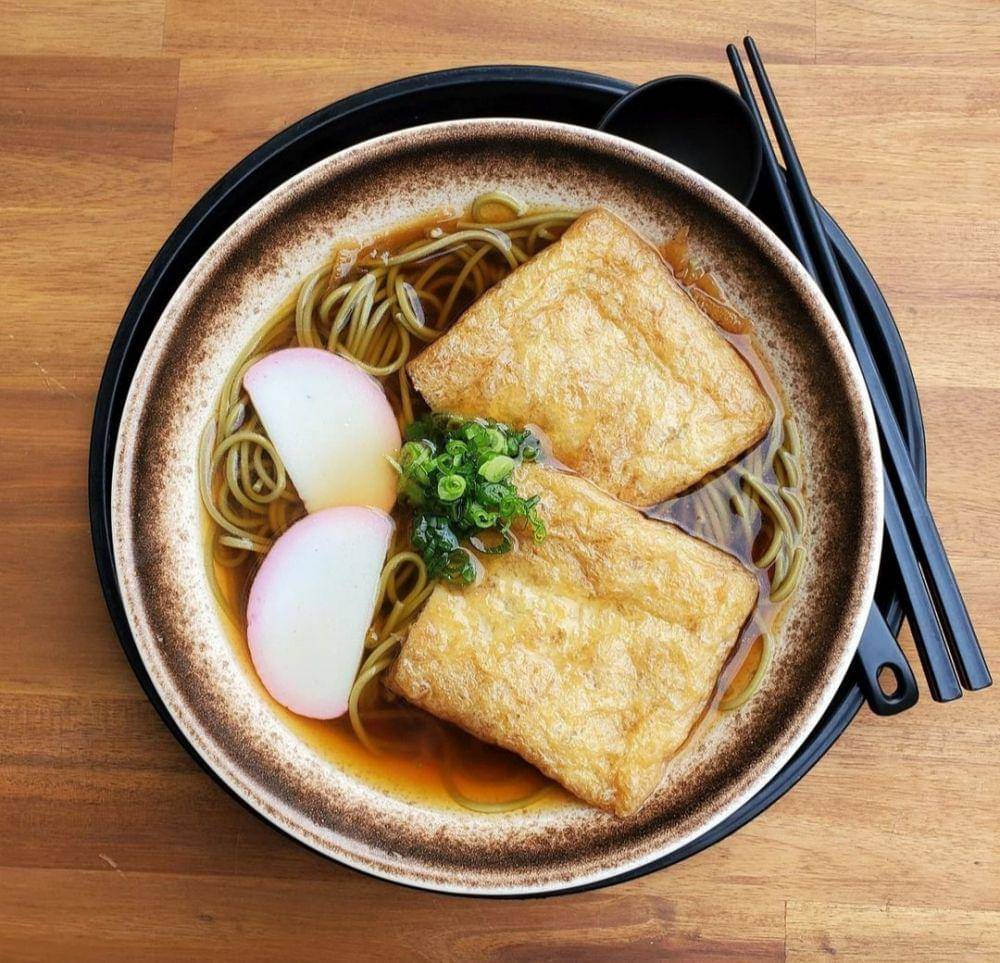 matcha soba (instagram.com/beautychokes)