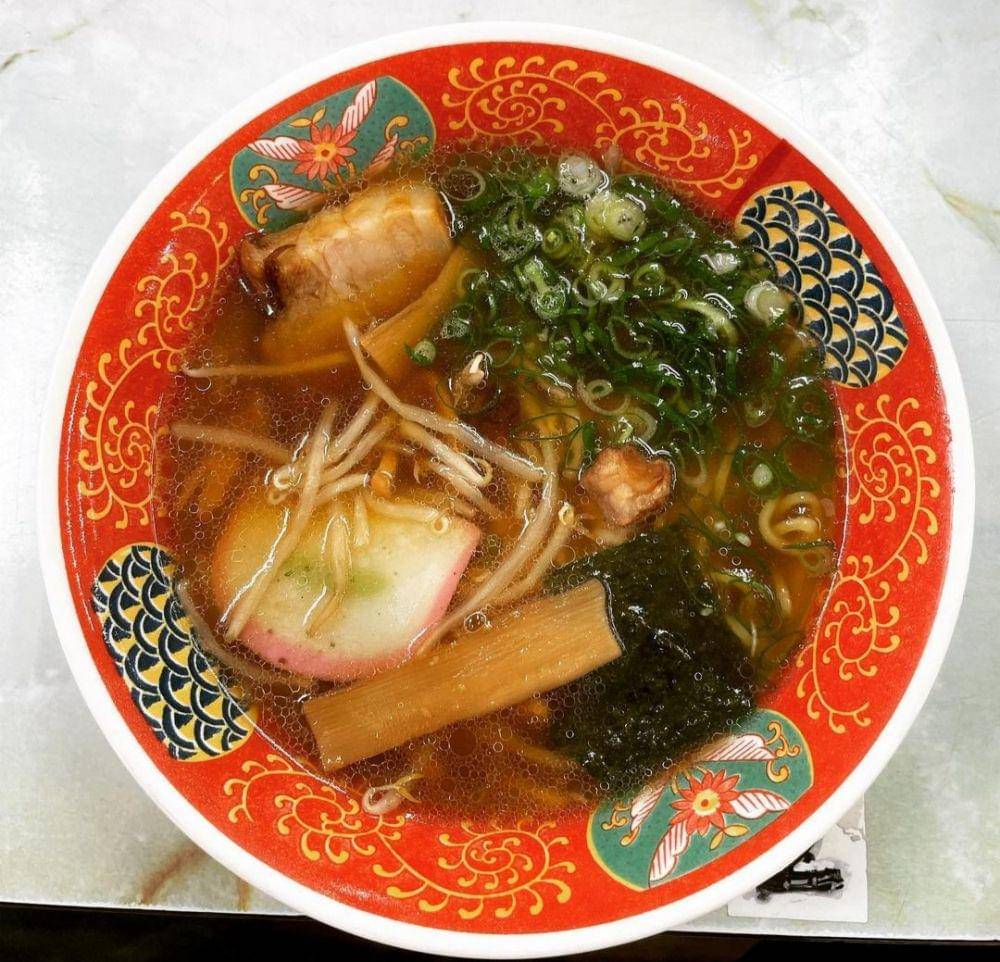 wakayama ramen (instagram.com/supra5141)