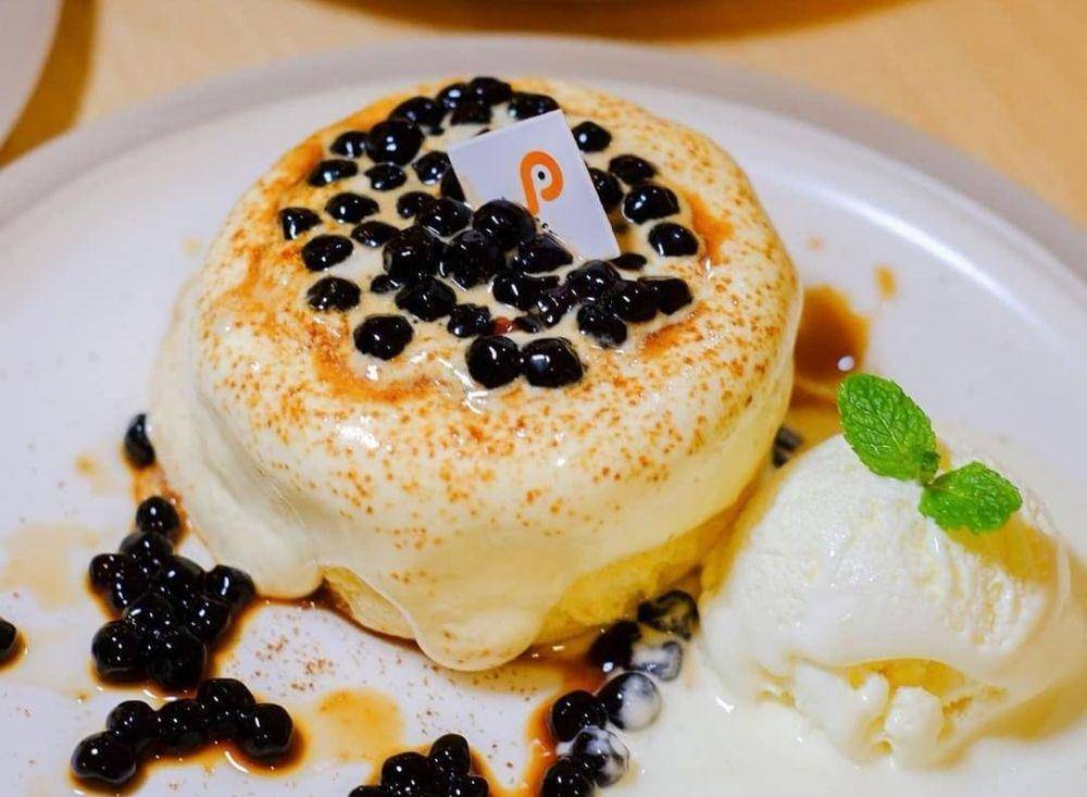 Salah satu menu Pluffy Pancake 'Boba Browny'. (instagram.com/pluffypancake)