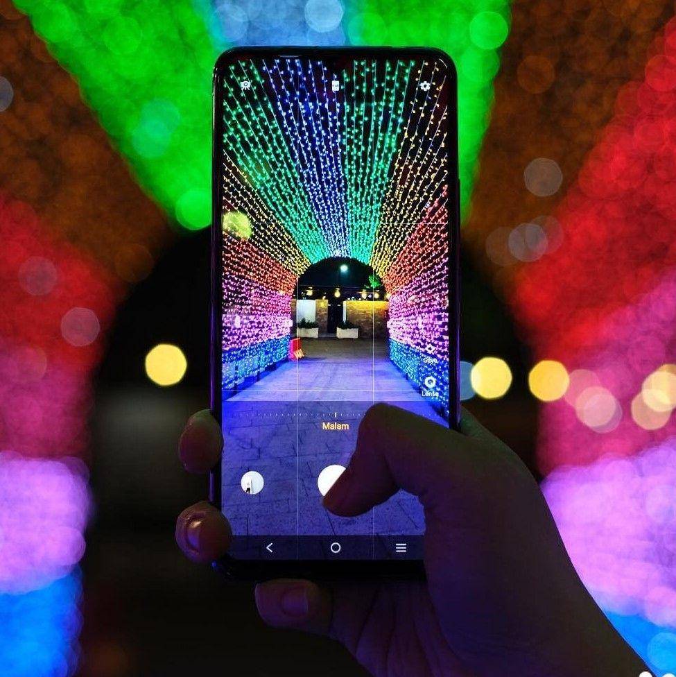 vivo V21 (instagram.com/vivoclub.id)