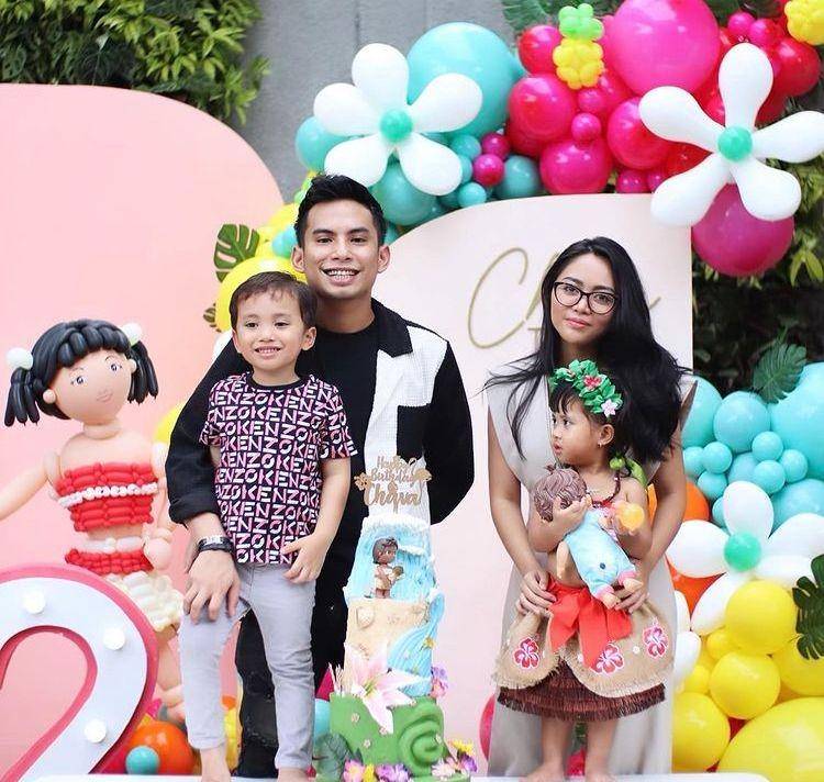 ulang tahun kedua Chava (instagram.com/okintph)