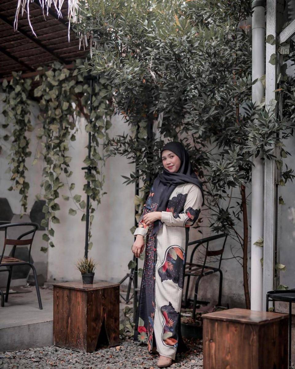 OOTD Kondangan ala Riricilll. (instagram.com/riricilll/)
