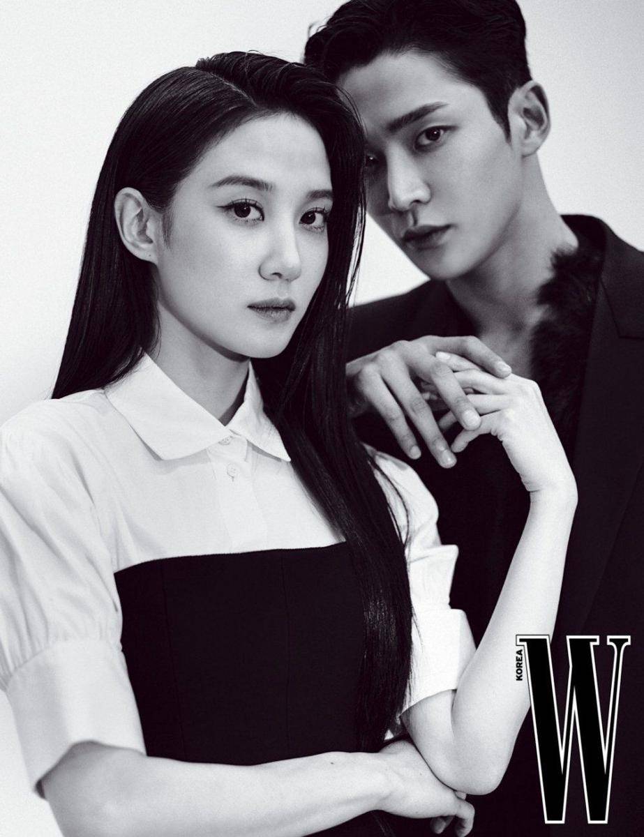 Park Eun dan Rowoon SF9 (Dok. W Korea)
