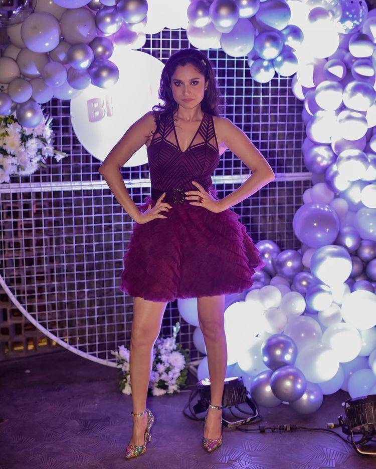pesta lajang Ankita Lokhande (instagram.com/lokhandeankita)