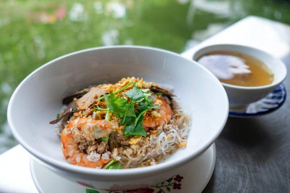 ilustrasi olahan bihun populer di indonesia (pexels.com/Ethan Tran)