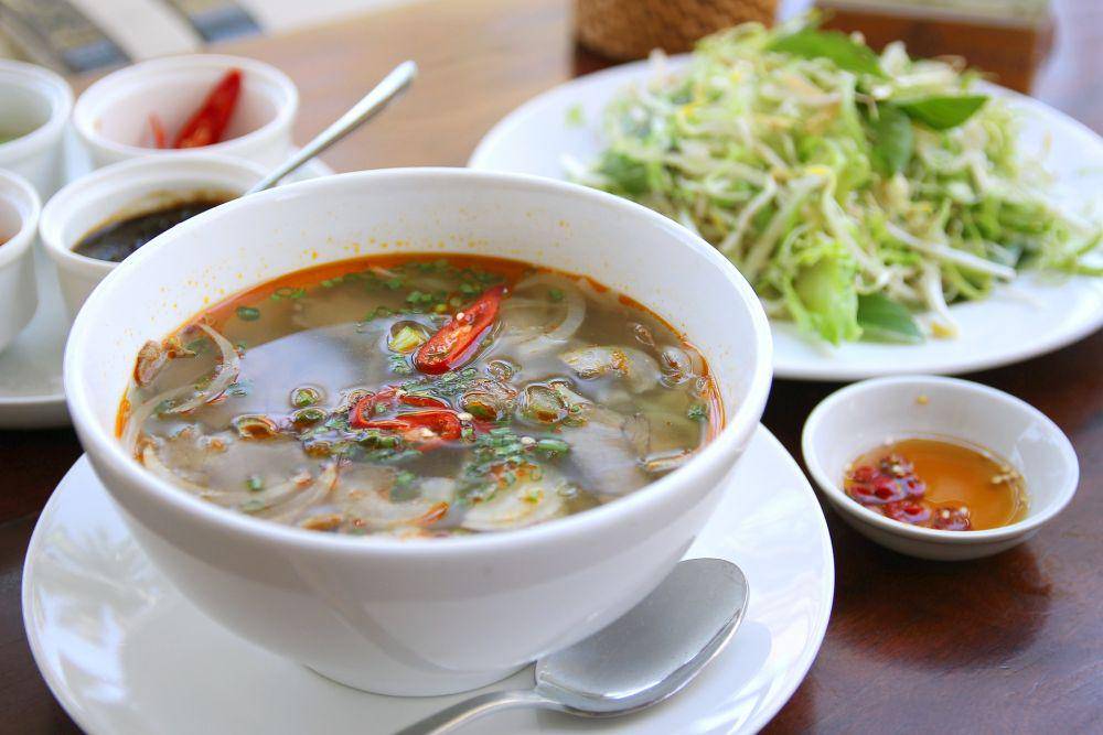 ilustrasi sup oyong bihun (pixabay.com/Thu Truong)