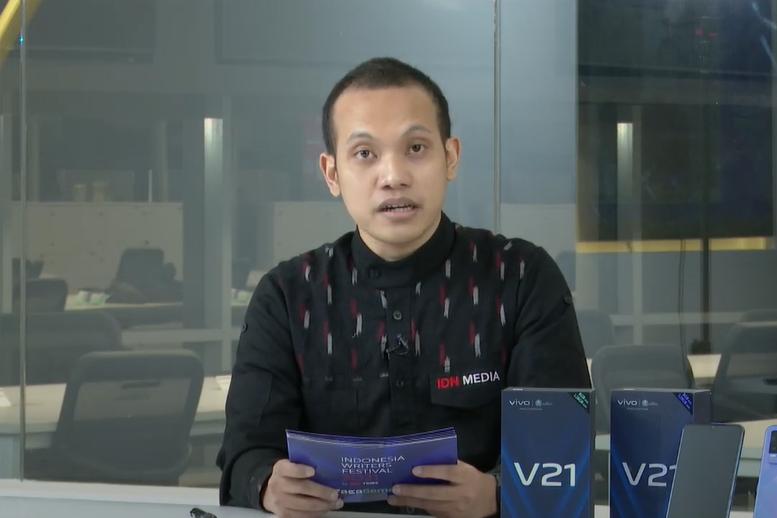Bayu Dwityo Wicaksono dalam sesi How to Review Tech Product IWF 2021. (youtube.com/IDN Times)