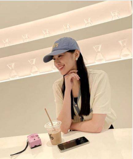 shani (Instagram.com/jkt48shani)