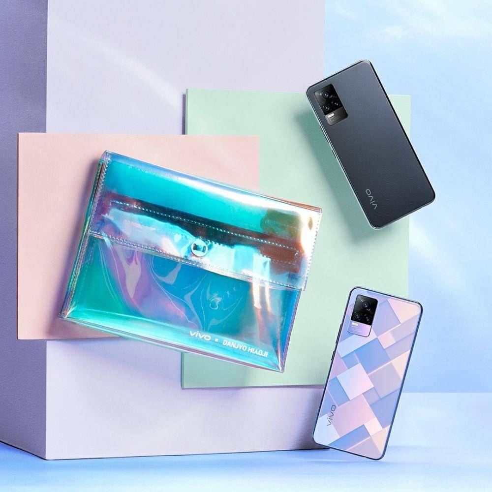 ilustrasi smartphone vivo V21 (instagram.com/vivoclub.id)