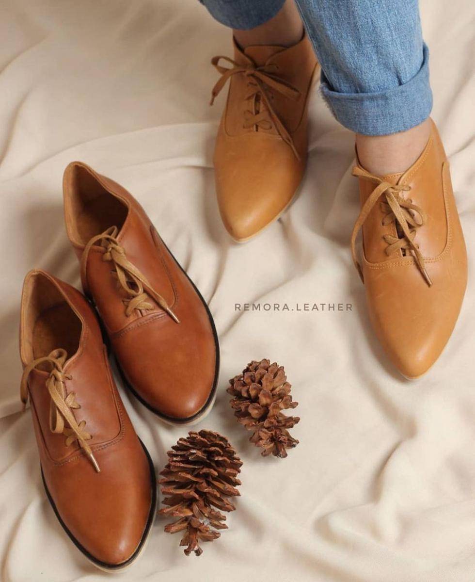 Rekomendasi sepatu oxford buat cewek. (toko.ly)