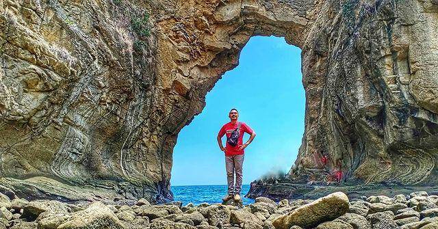 Pantai Batu Cincin Ende (Instagram.com/morghanaurelio)