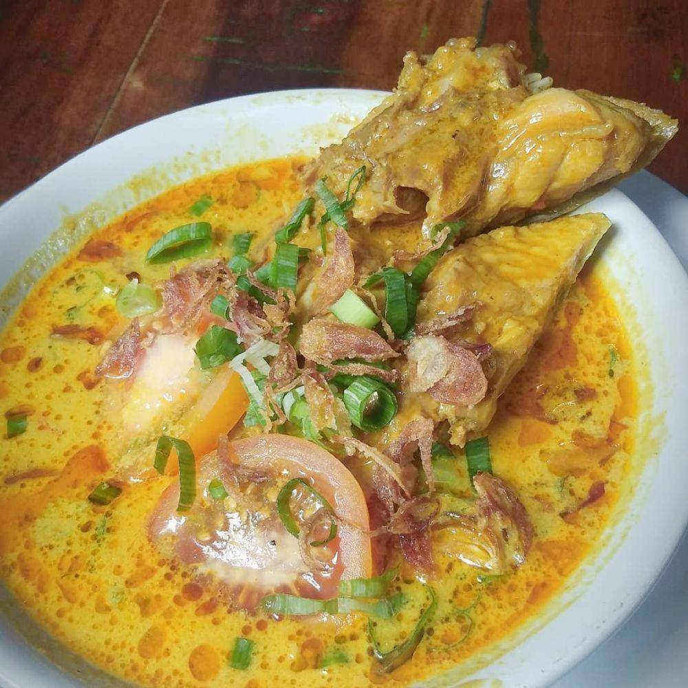 Gulai tuna (instagram.com/warungbkbali)