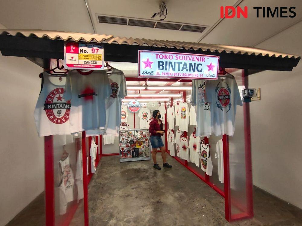 Pop-up store yang menjual capsule collection Bintang-Hypebeast di The Slow, Canggu, Bali. (IDN Times/Ridwan Aji Pitoko)