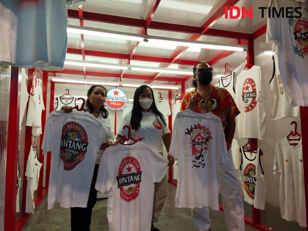 Pendiri Rice for Bali, Anggie Wayan (kiri), Marketing Director Multi Bintang Indonesia, Jessica Setiawan (tengah), dan Managing Director Hypebeast Indonesia, Michael Killian (kanan). (IDN Times/Ridwan Aji Pitoko)