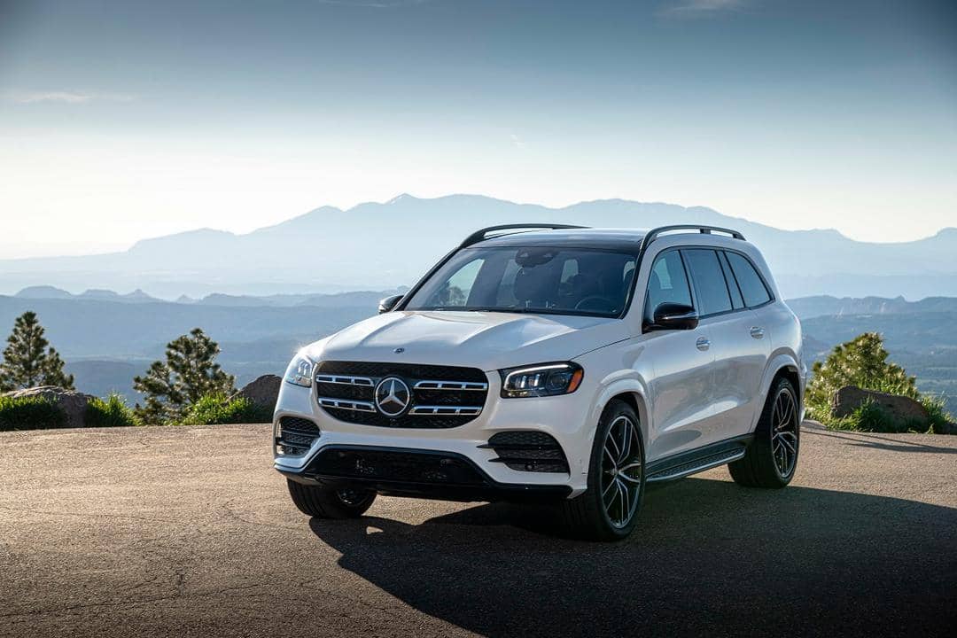 The New Mercedes-Benz GLS 450 4MATIC AMG Line/Dok. Mercedes-Benz