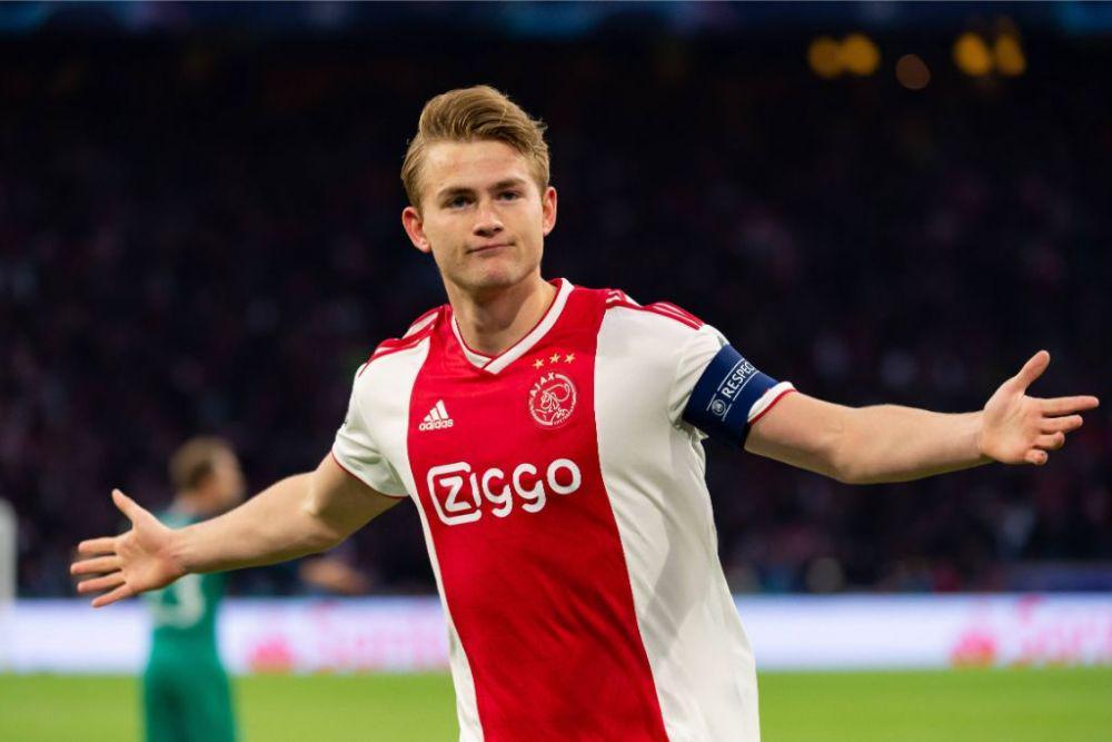Matthijs de Ligt bersama Ajax. (squawka.com)