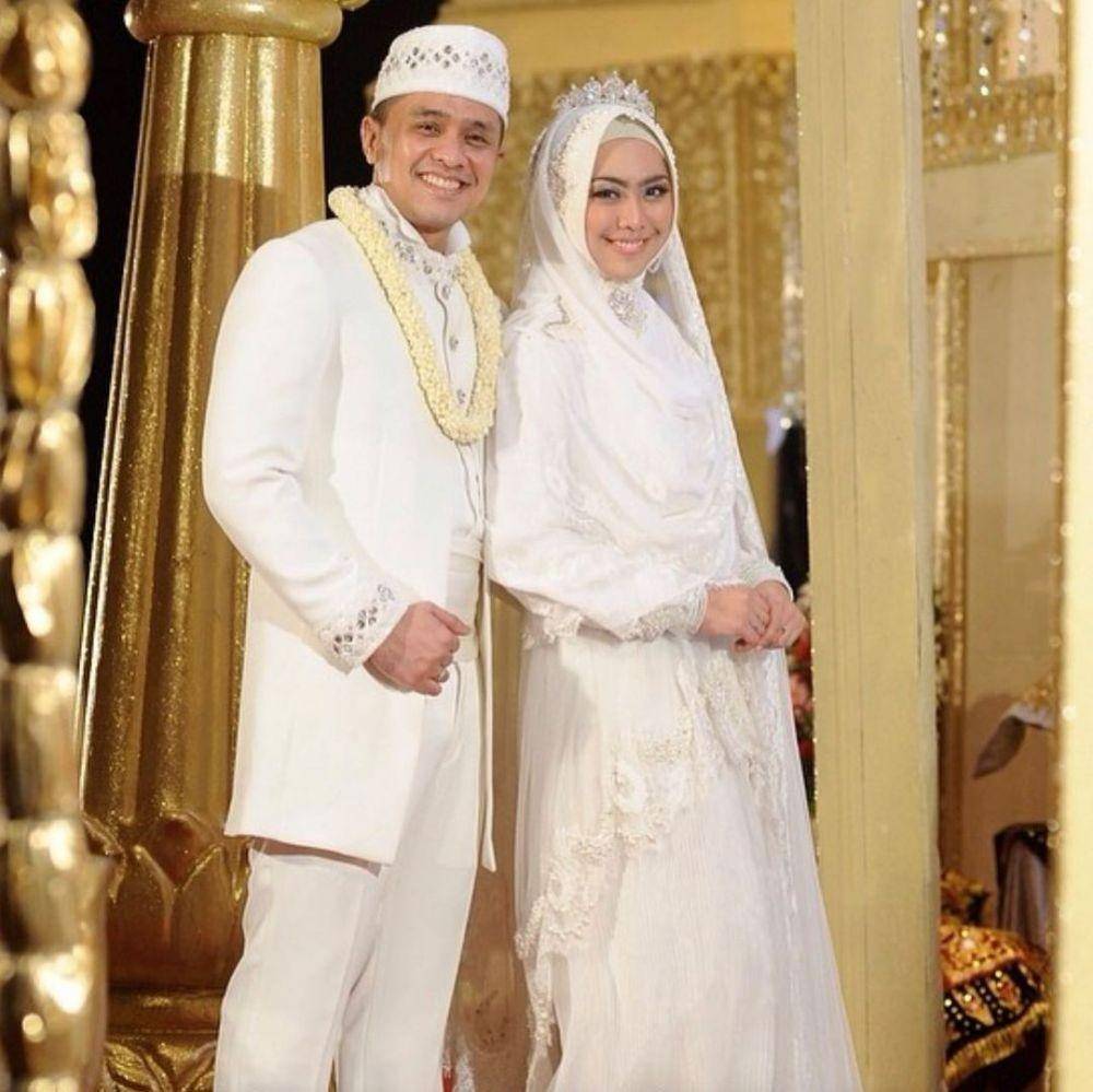 pernikahan Oki Setiana Dewi (instagram.com/oryvitrio7)