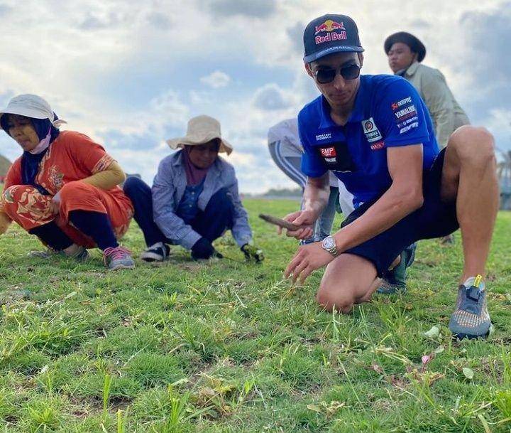 Toprak Razgatlioglu sabit rumput di Sirkuit Pertamina Mandalika/dok. Instagram@toprak_tr54