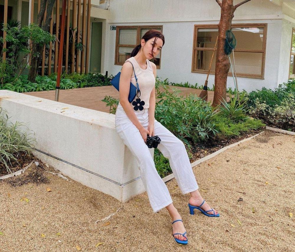 ide outfit Mo Monchanok (instagram.com/momonchanok)