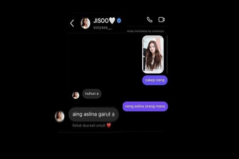 10 Meme Ketika Status Media Sosial Artis Dunia Melokal, Medhok Abis