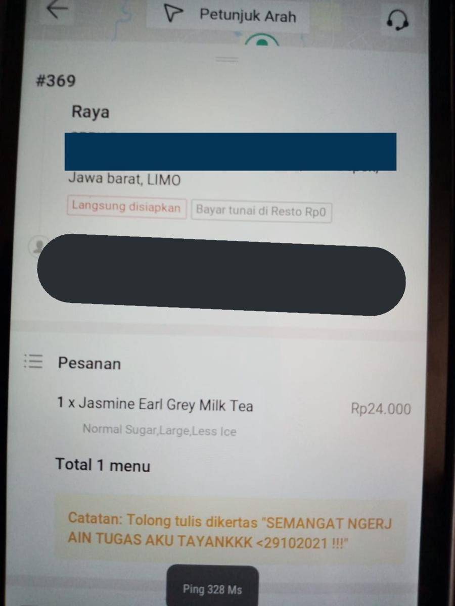 nitip tulisan lewat driver ojek online (twitter.com/ebubobi)