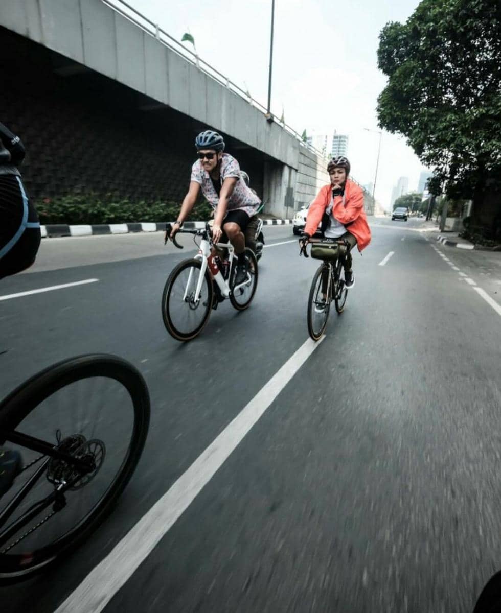 Nirina Zubir dan suami (instagram.com/ernest_cokelat)