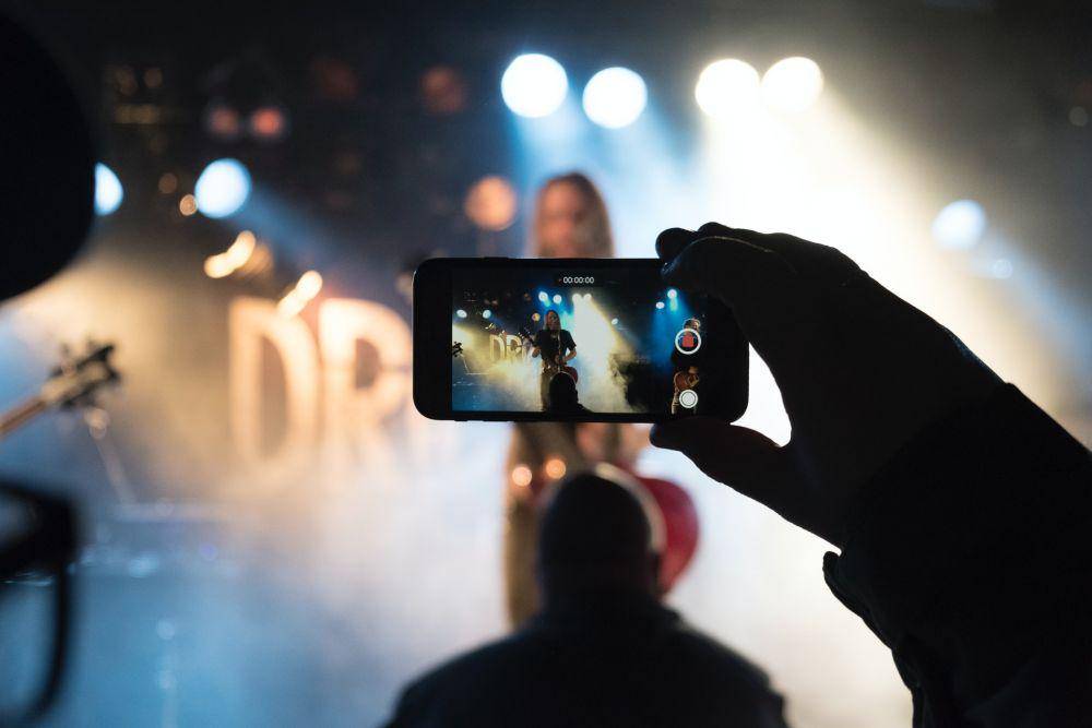 ilustrasi smartphone photography (unsplash.com/Fredrik Solli Wandem)