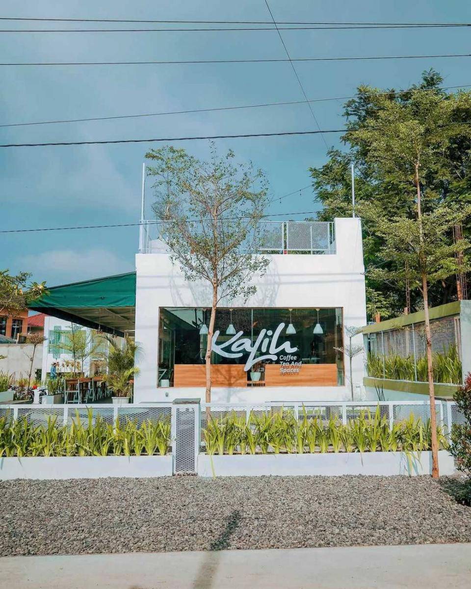 kalih cafe (instagram.com/kalih.tegal)