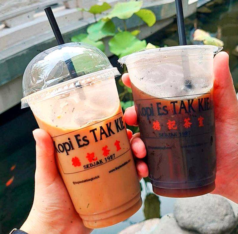 Kopi Es Tak Kie (instagram.com/anitacarolinachandra)