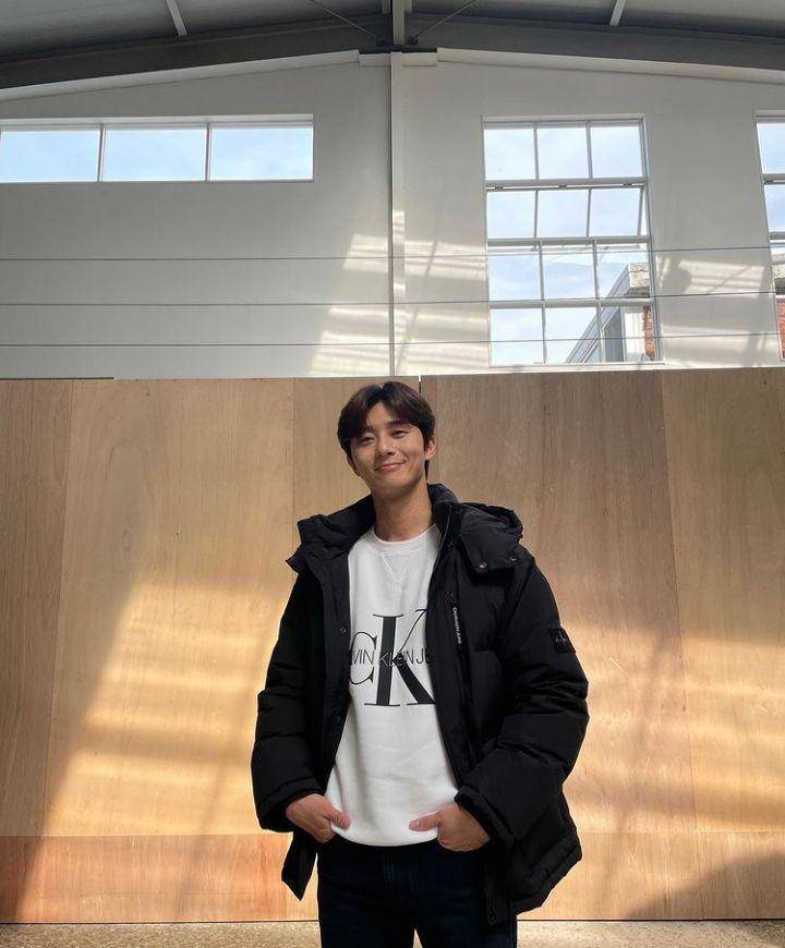 Park Seo Joon (instagram.com/bn_sj2013)