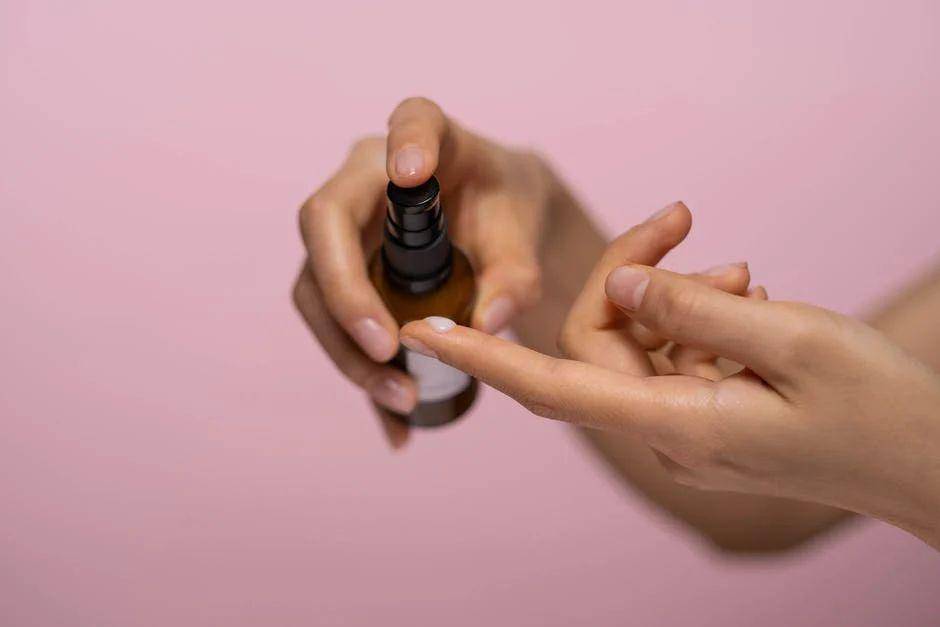 Priming water melembabkan (pexels.com/RonLach)