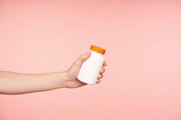 ilustrasi obat valganciclovir (freepik.com/nakaridore)