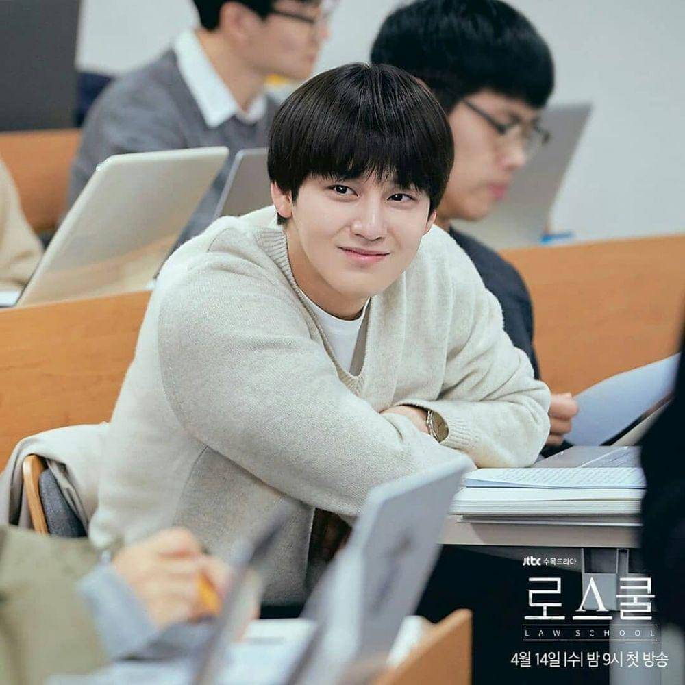 Kim Bum di drama Law School (insragram.com/lawschool.jtbc)