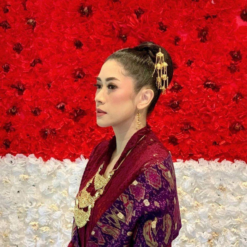 Aliya Rajasa kenakan sanggul Gelung Malang. (instagram.com/ruby_26/)