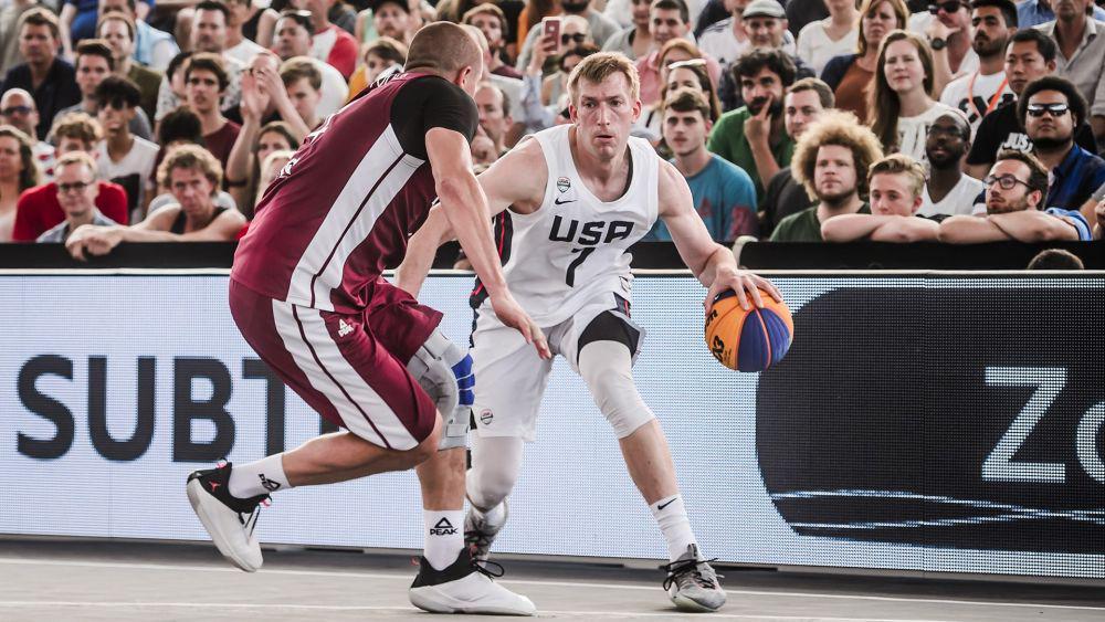 Robbie Hummel membela tim nasional Amerika Serikat pada gelaran FIBA 3x3 World Cup 2019. (usab.com)