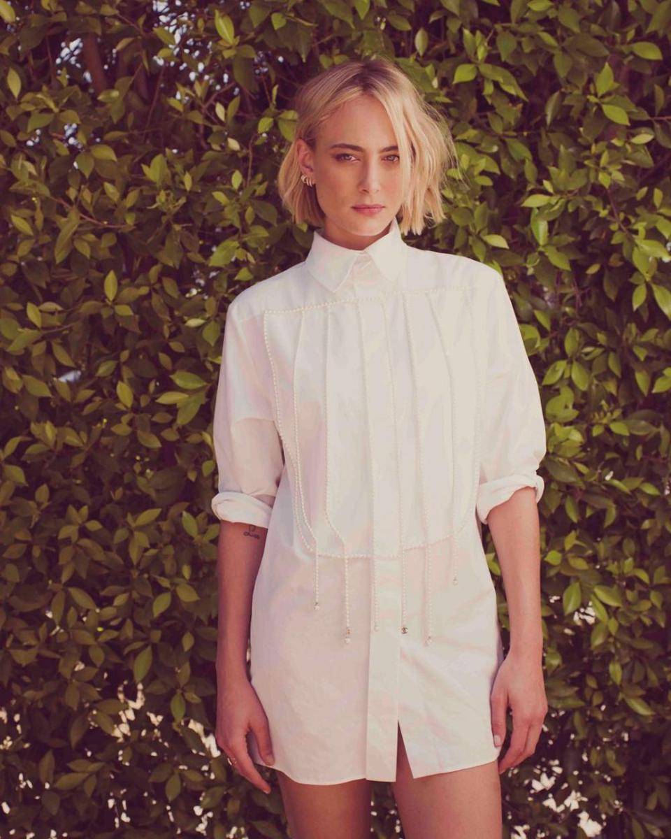 potret Nora Arnezeder (instagram.com/noraarnezederofficial)