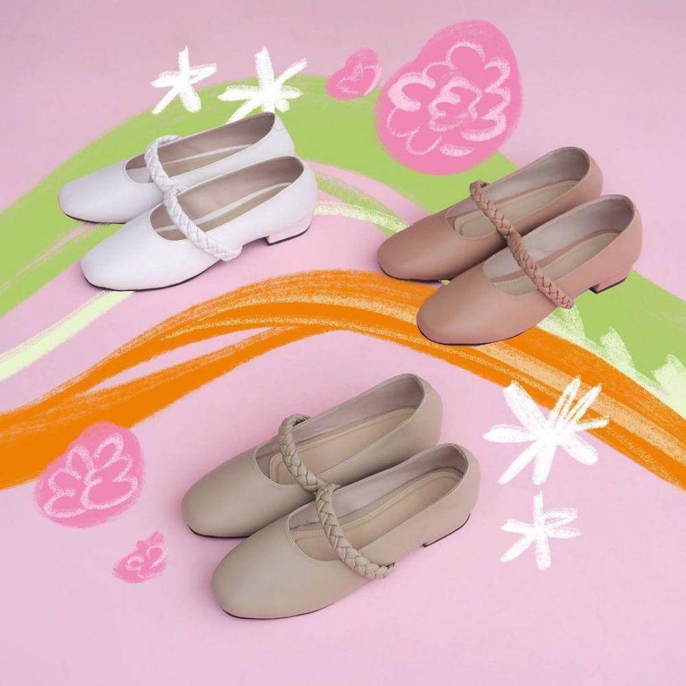 Rekomendasi mary jane shoes. (instagram.com/lomari.id)