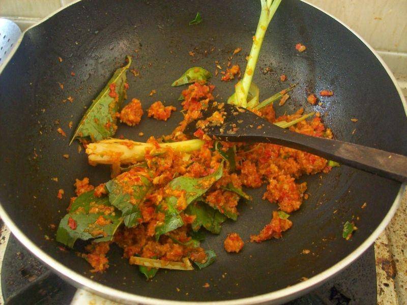 Resep Babi Genyol (dianandariskia.com)