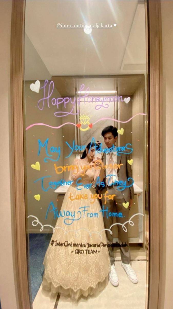 Pernikahan Yona eks JKT48 (Instagram.com/viviyonaap/)