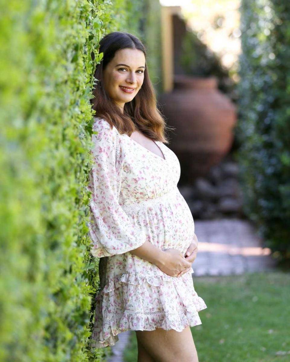Evelyn Sharma (instagram.com/evelyn_sharma)