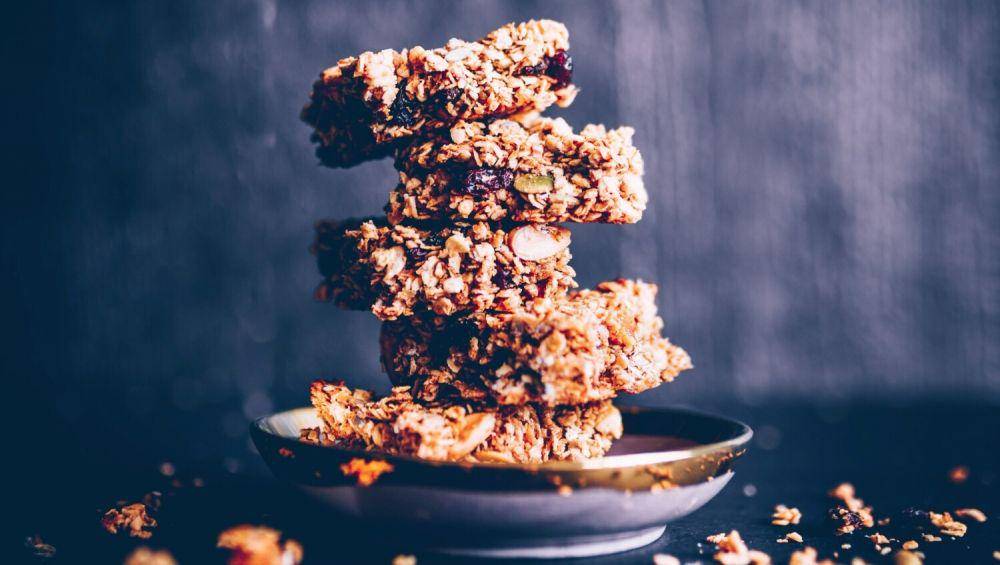 ilustrasi honey pear flapjack (unsplash.com/Hayley Maxwell)
