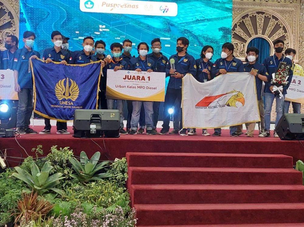 Tim Garnesa FT Unesa juara 1 KMHE 2021. Dok. Humas Unesa.