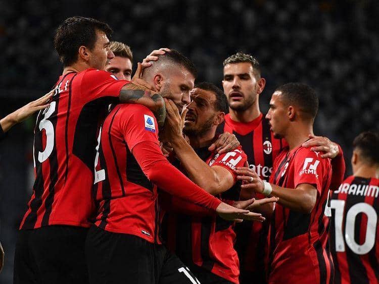 potret para pemain AC Milan (instagram.com/acmilan)